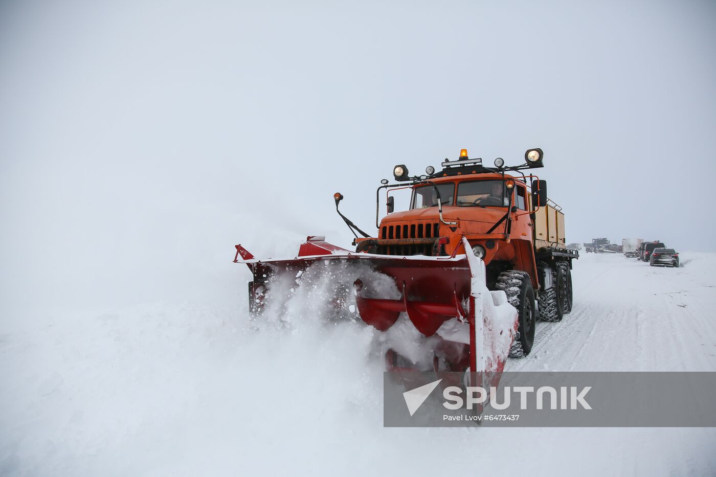 Russia Teriberka Snowstorm Cars Stuck