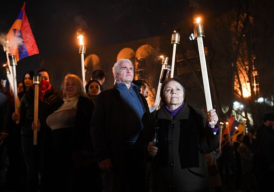 Armenia Rallies