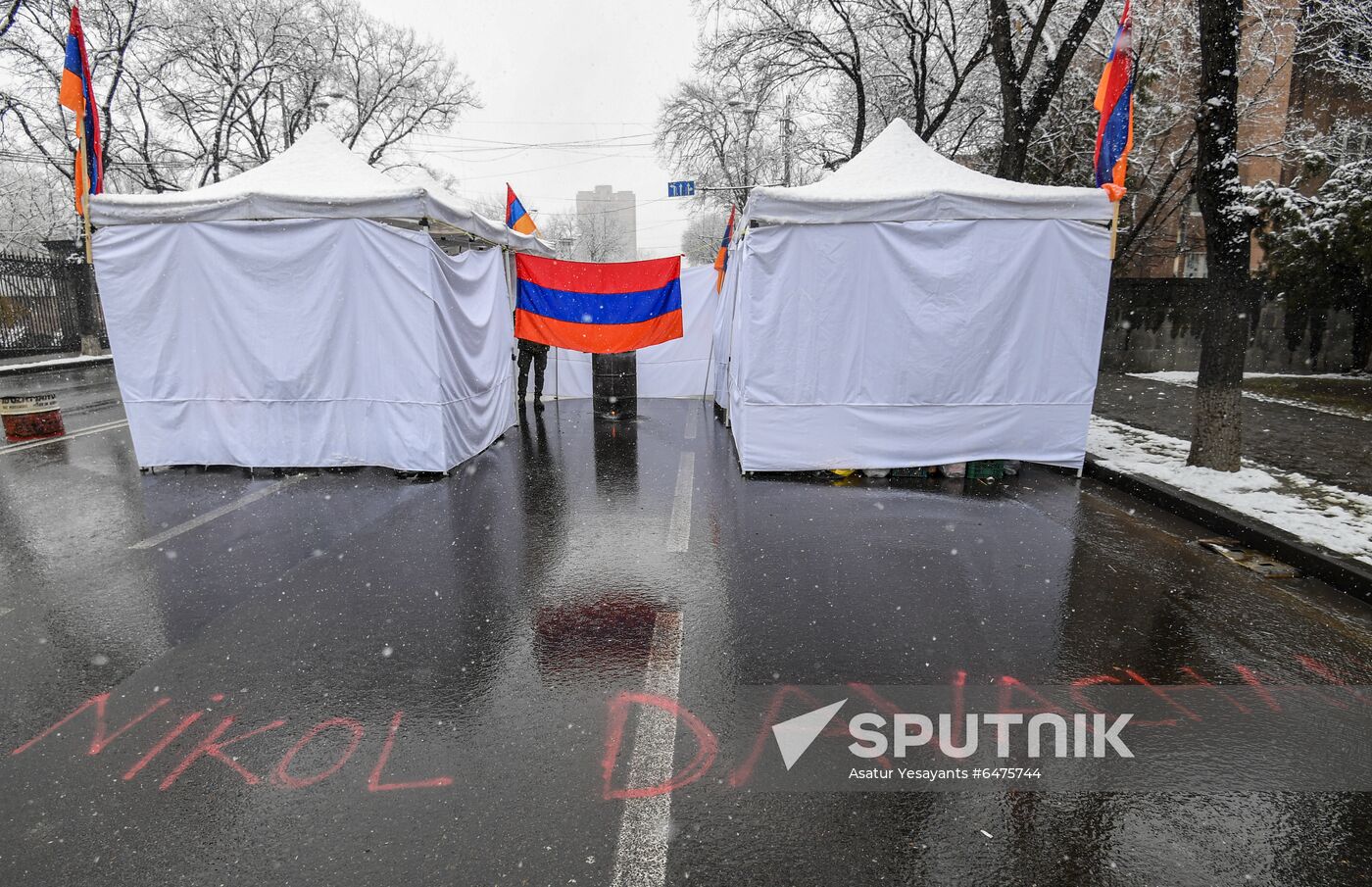 Armenia Rallies