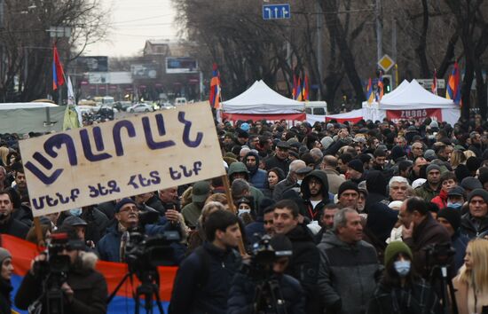 Armenia Rallies