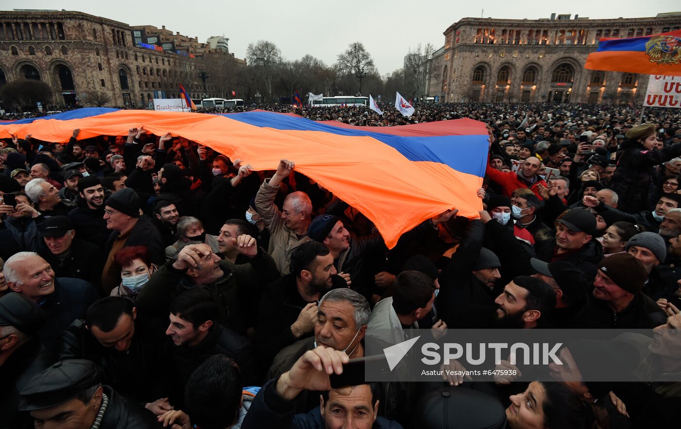 Armenia Rallies