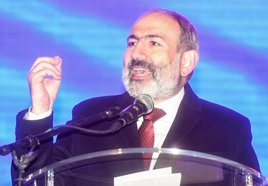 Armenia Rallies