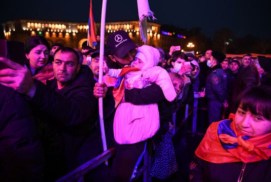 Armenia Rallies