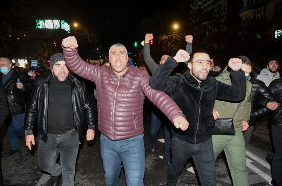 Armenia Rallies