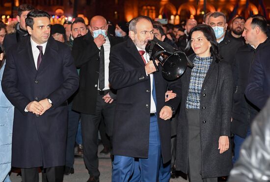 Armenia Rallies