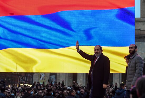 Armenia Rallies