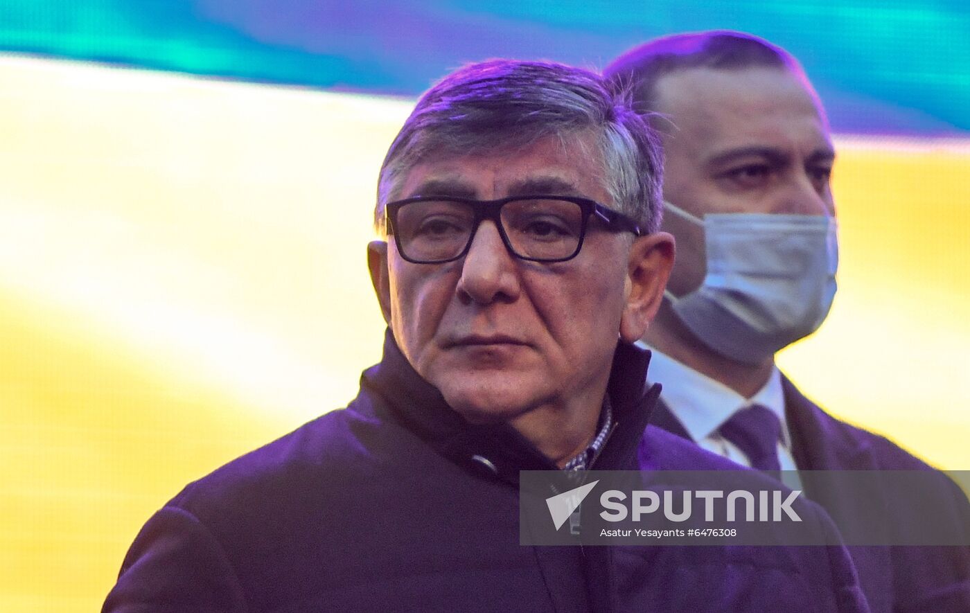 Armenia Rallies