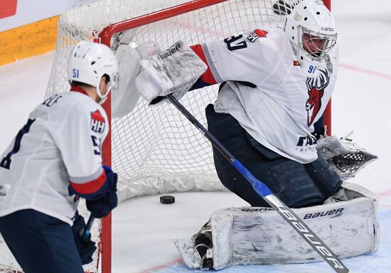 Russia Ice Hockey Ak Bars - Torpedo