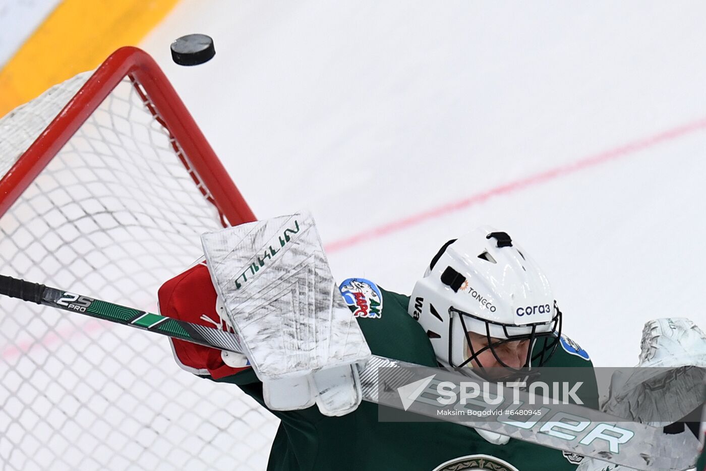 Russia Ice Hockey Ak Bars - Torpedo