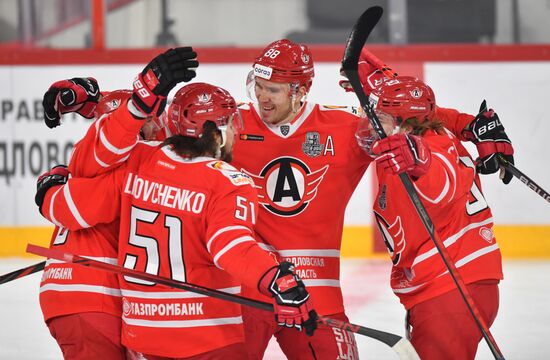 Russia Ice Hockey Avtomobilist - Avangard