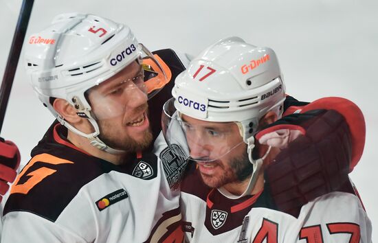 Russia Ice Hockey Avtomobilist - Avangard