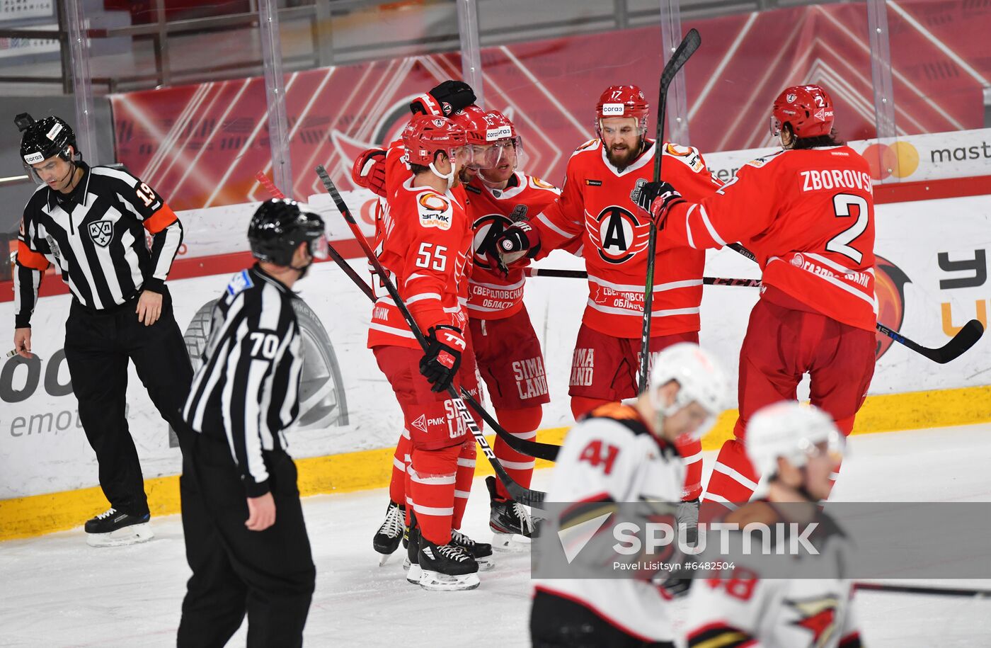 Russia Ice Hockey Avtomobilist - Avangard