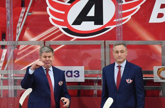 Russia Ice Hockey Avtomobilist - Avangard
