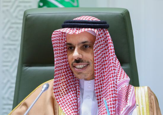 Saudi Arabia Russia