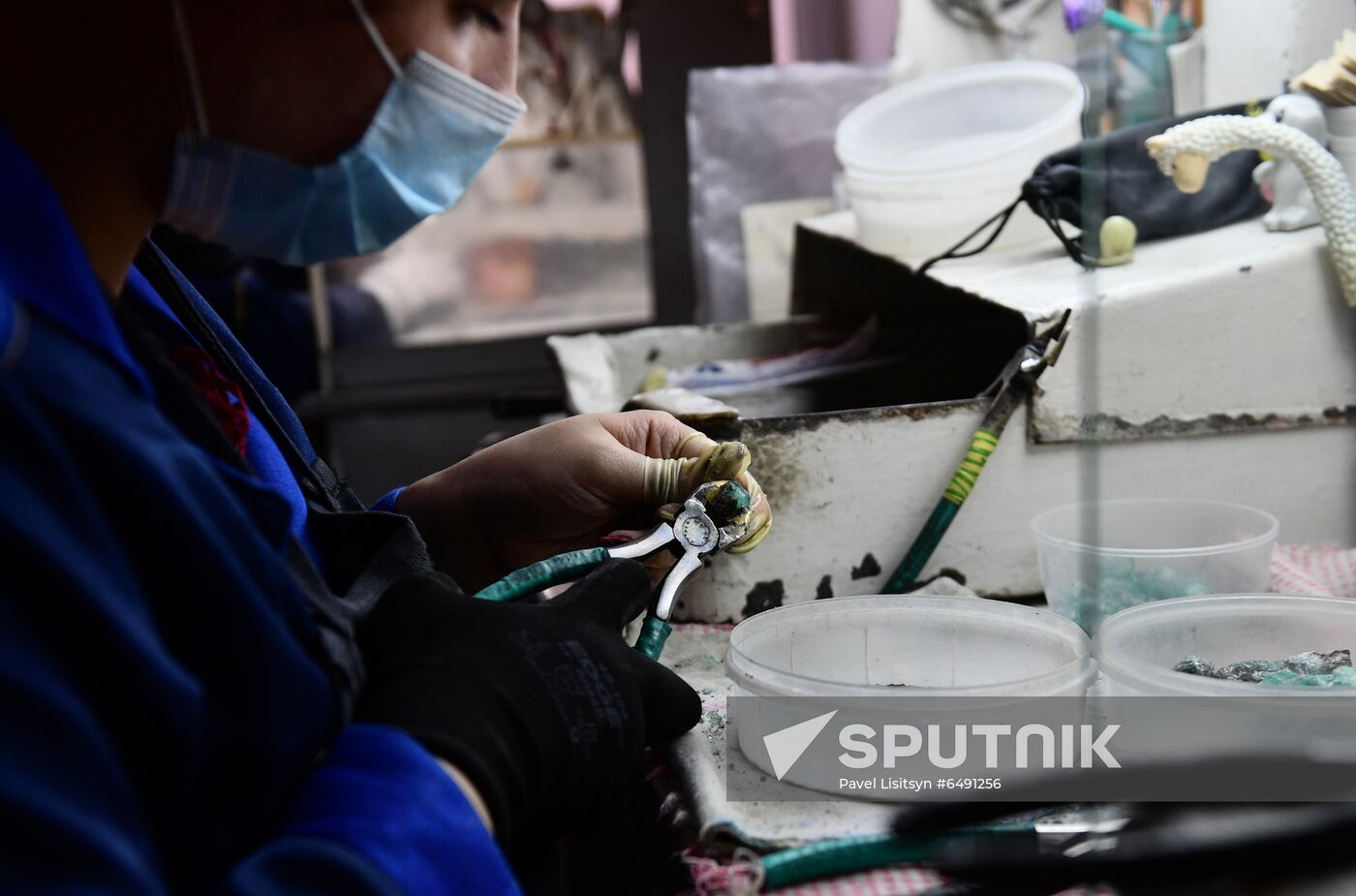 Russia Emeralds Mining