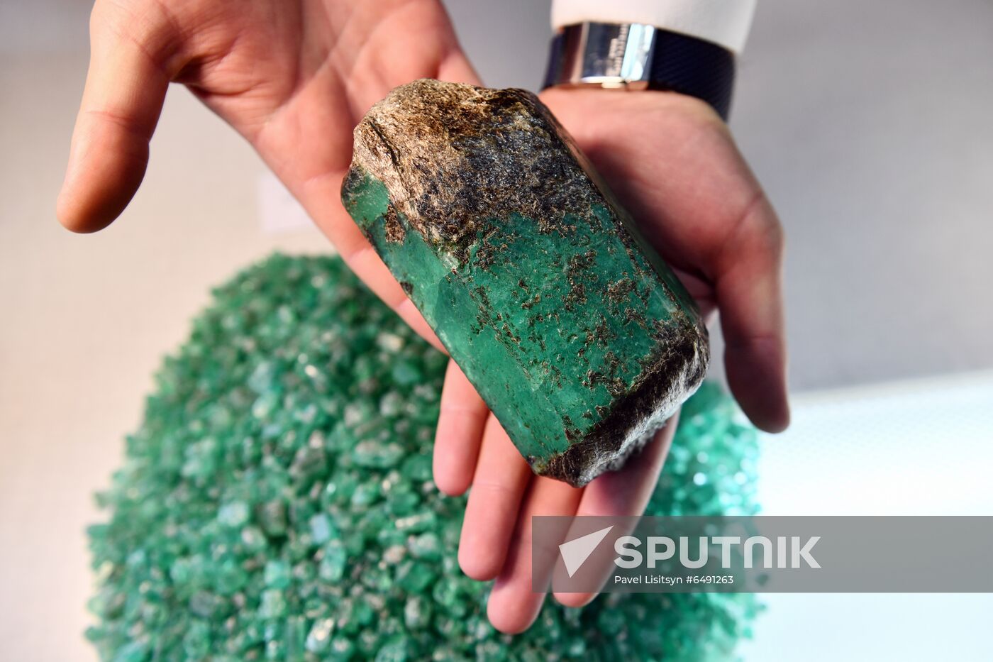 Russia Emeralds Mining