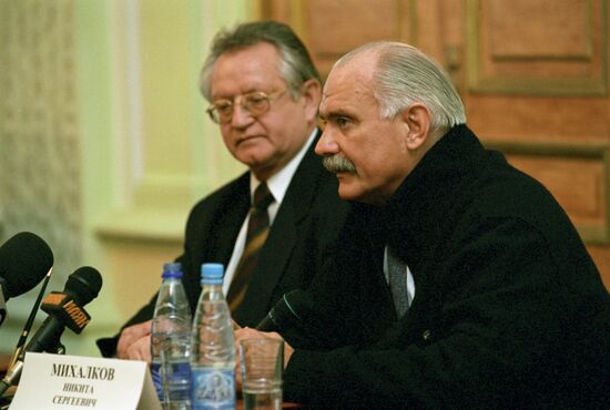 Signing Protocal on cooperation in culture