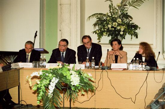 News conference EU Expansion, New Possibilities for Russia