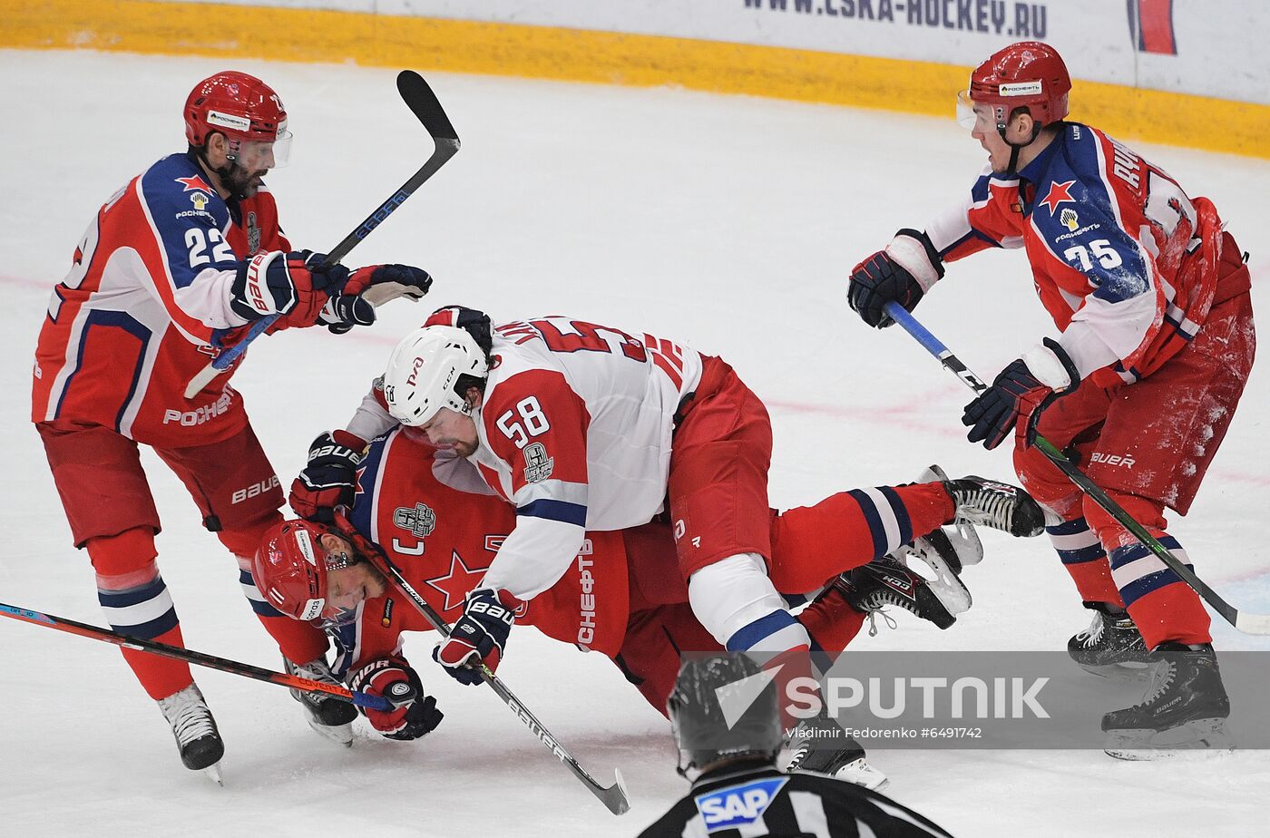 Russia Ice Hockey CSKA - Lokomotiv