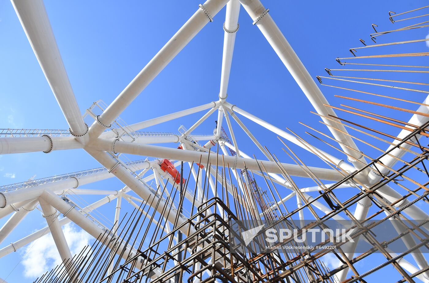 Russia Ferris Wheel Construction