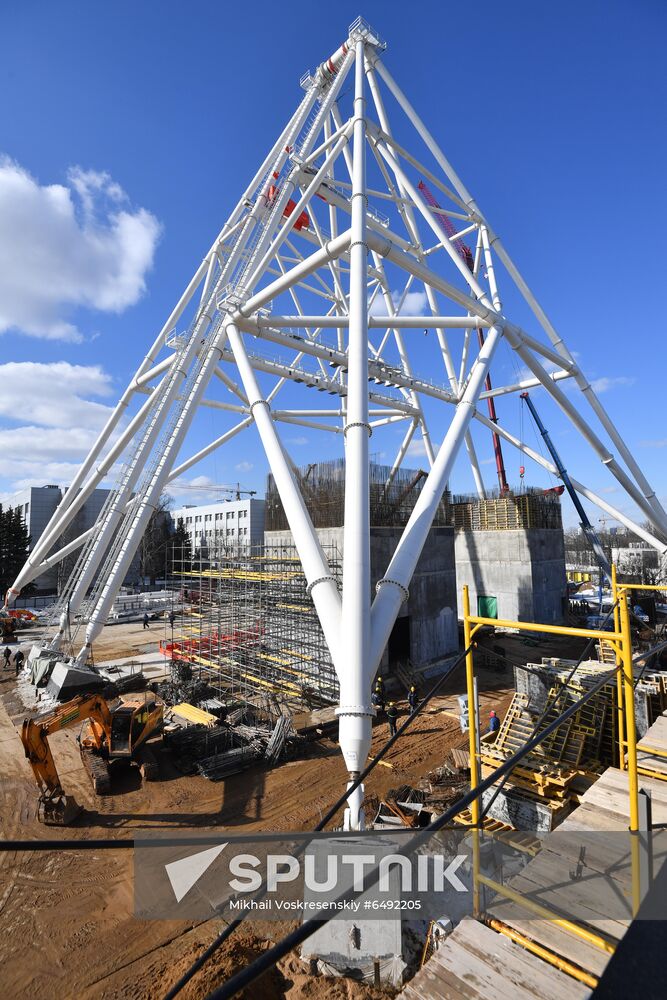 Russia Ferris Wheel Construction