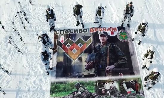 Russia Coronavirus Military Climbers Flashmob