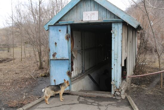 Ukraine DPR Bomb Shelter