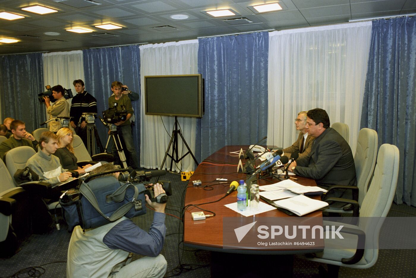 Briefing by Deputy Railway Minister Akulov