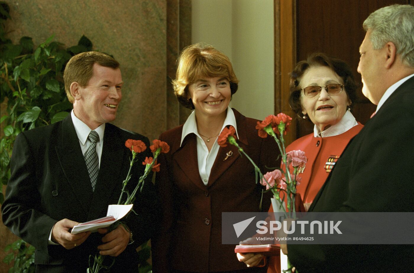 Medical workers awarded at Russian Health Ministry