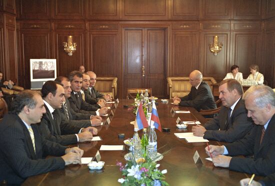 Chairman of National Assembly of Armenia Artur Bagdasaryan visits Russia