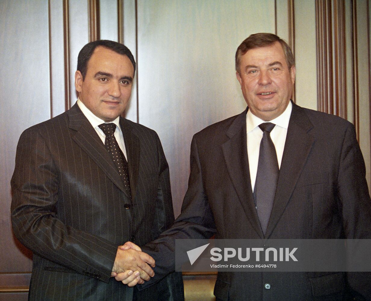 Chairman of Armenia's National Assembly Artur Bagdasaryan visits Russia