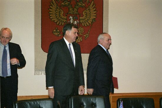 Russian-American meeting at Russian Federal Agency for Housing Construction and Utilities