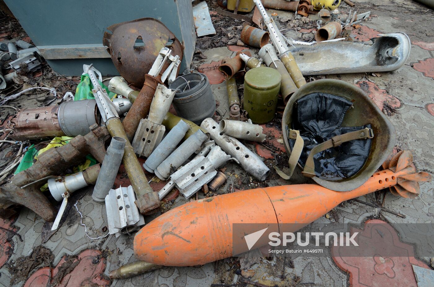 Ukraine DPR Folk Art