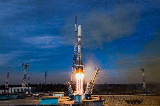 Russia Space OneWeb Satellites Launch