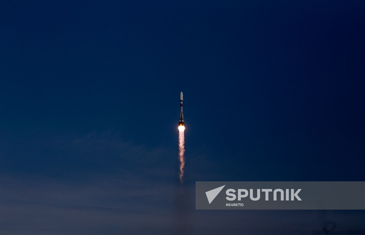 Russia Space OneWeb Satellites Launch