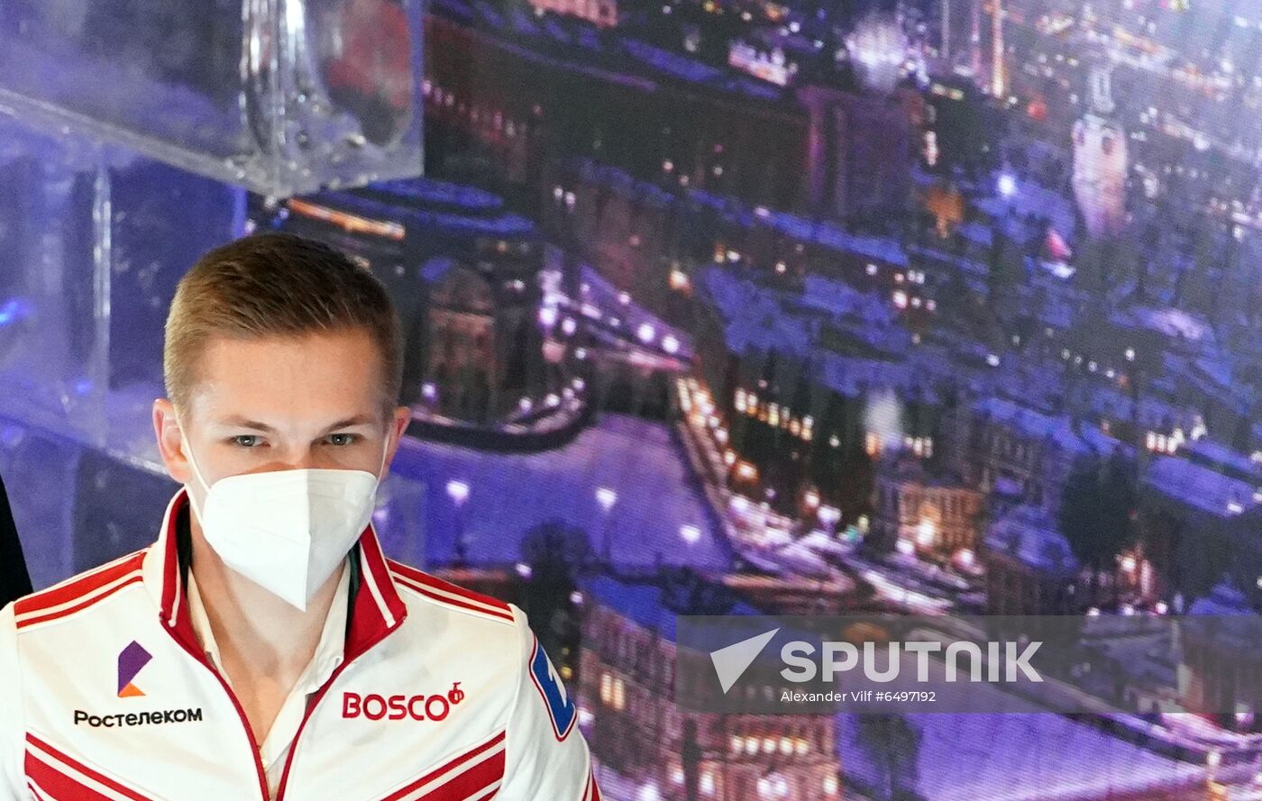 Russia's Mikhail Kolyada wears a face mask after skating his short program during the World Figure Skating Championships, in Stockholm, Sweden. Location: Sweden, Stockholm. Author: Alexander Vilf/Sputnik. Sweden Figure Skating Worlds Men