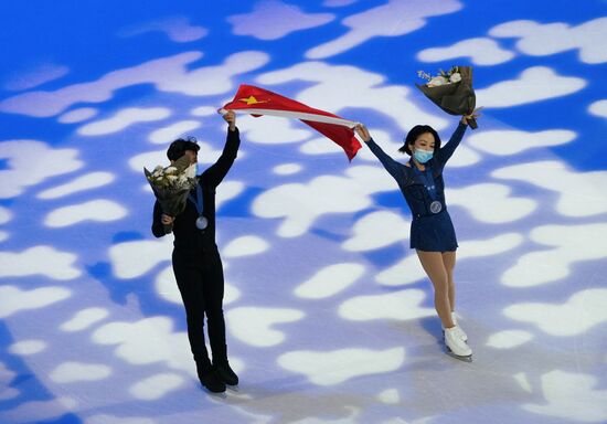 Sweden Figure Skating Worlds Pairs Awarding Ceremony