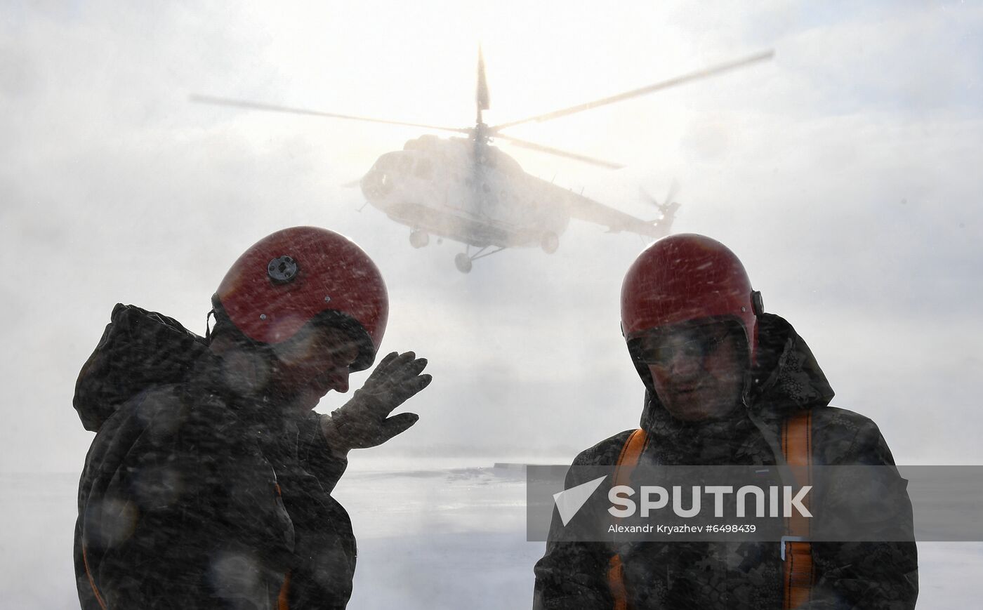 Russia Smokejumpers Drills