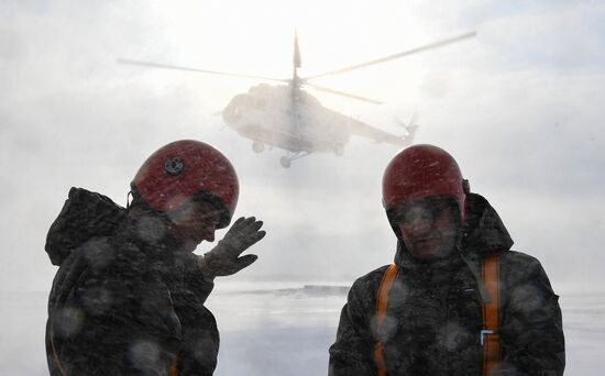 Russia Smokejumpers Drills