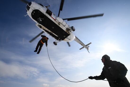 Russia Smokejumpers Drills