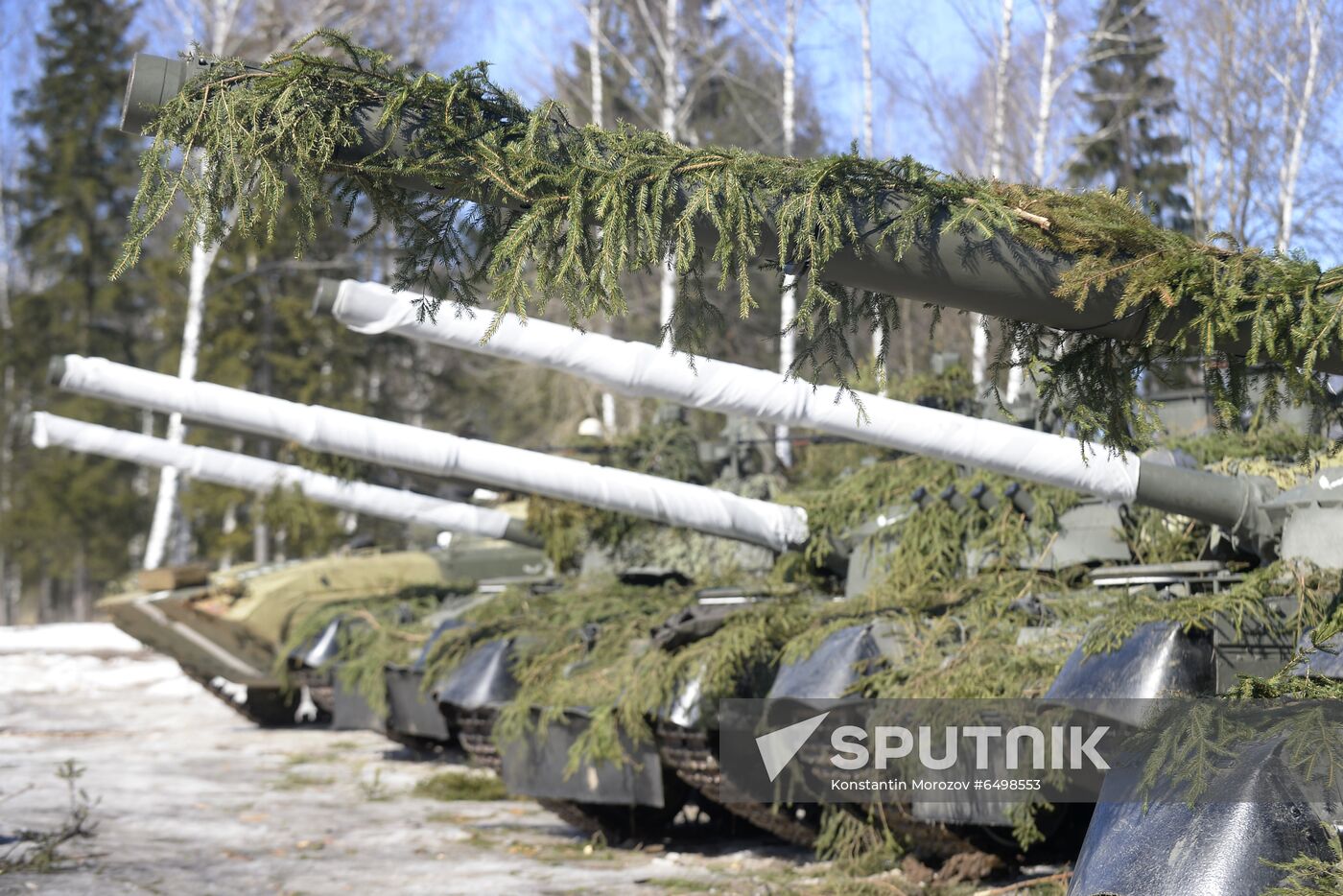 Russia Tank Division Exercises