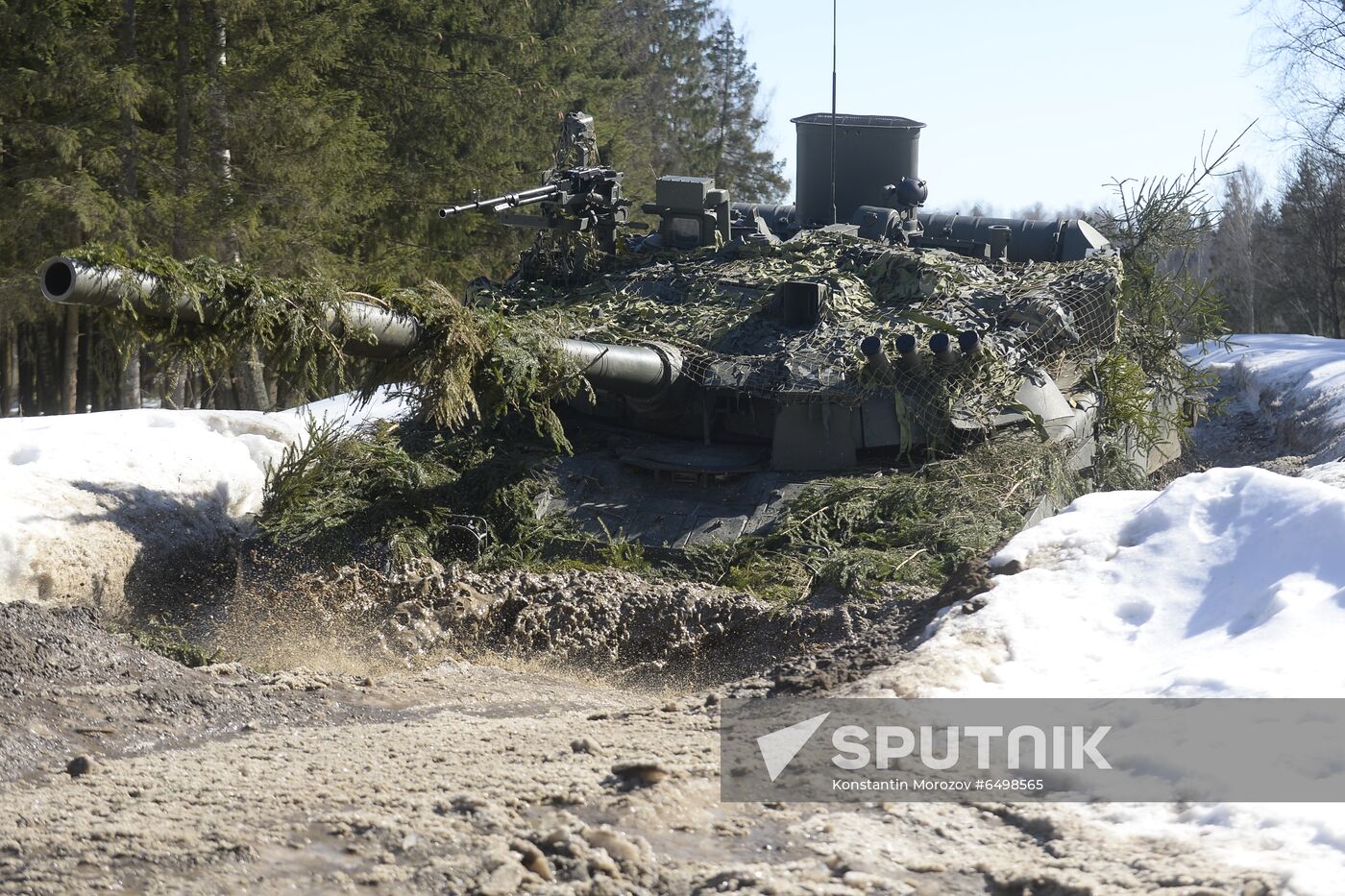 Russia Tank Division Exercises