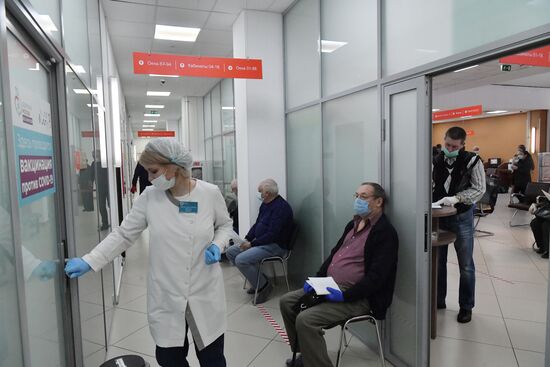 Russia Coronavirus Vaccination