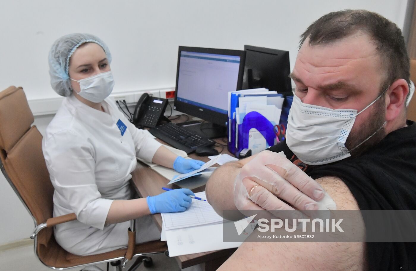 Russia Coronavirus Vaccination
