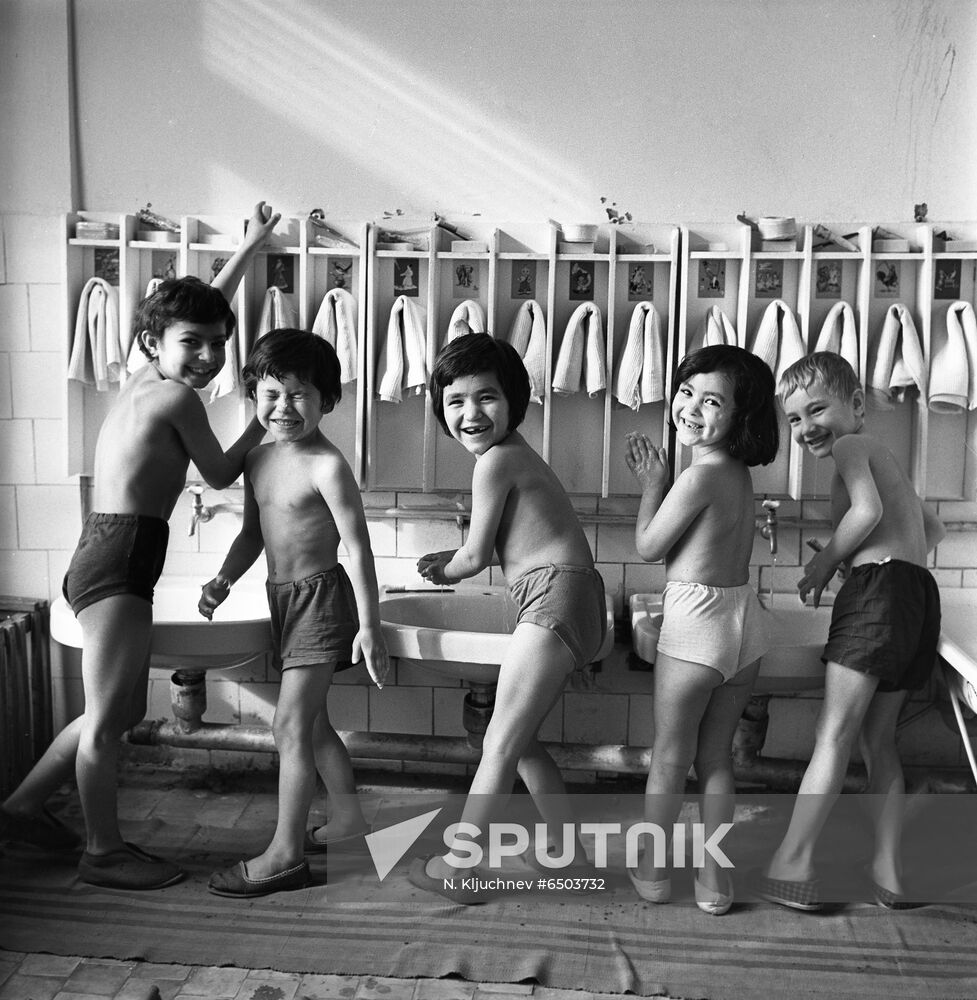 Kindergarten at Hudjum silk carpet factory in Samarkand