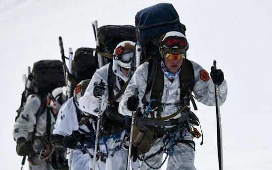 Russia Army Games Sayan March