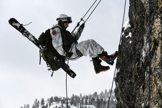 Russia Army Games Sayan March