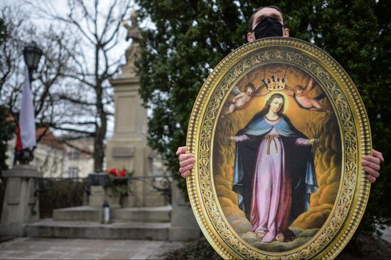 Worldwide Catholic Easter