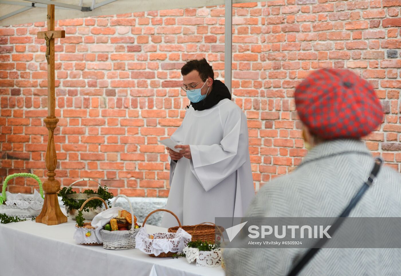 Worldwide Catholic Easter