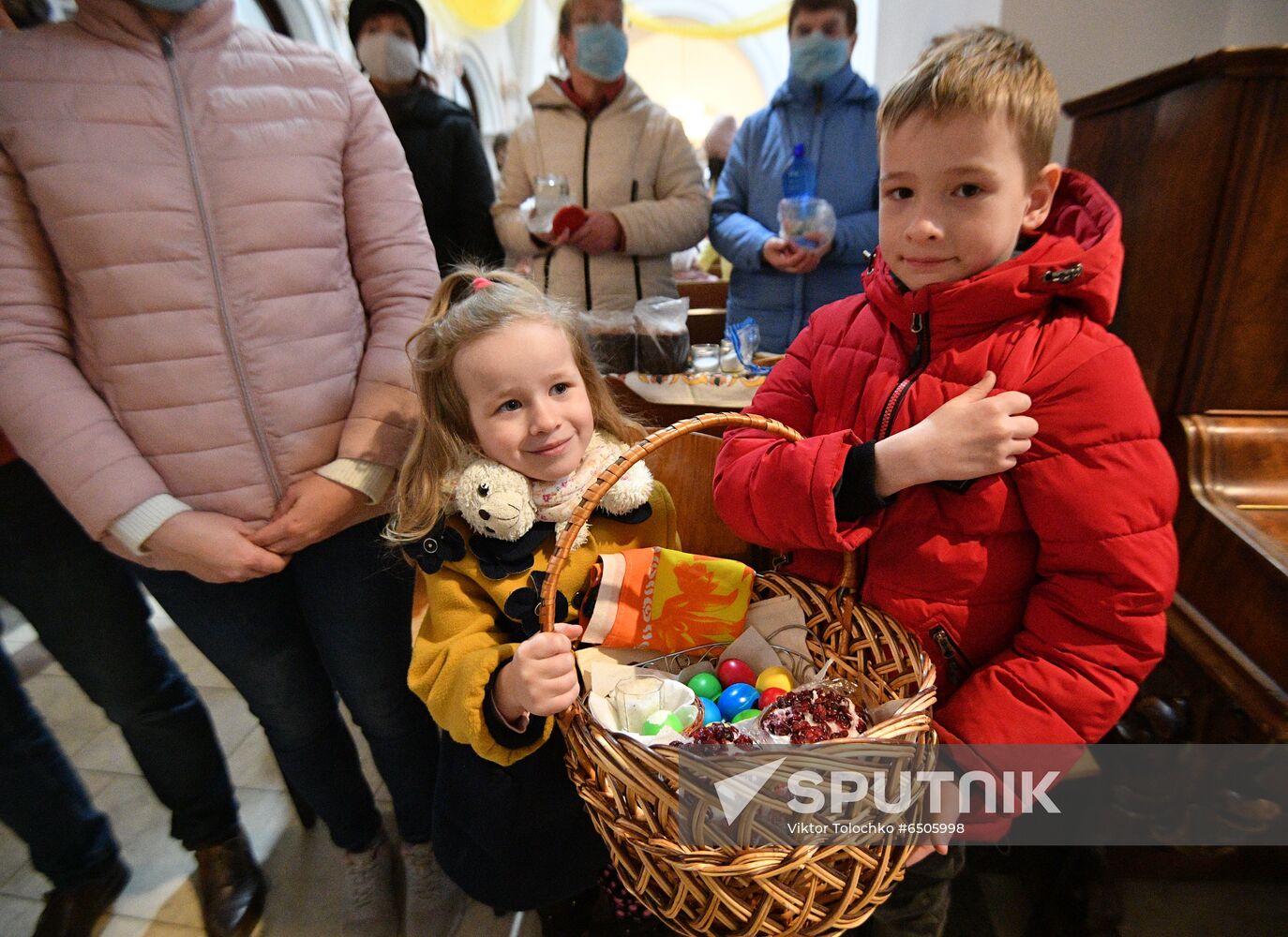  Worldwide Catholic Easter